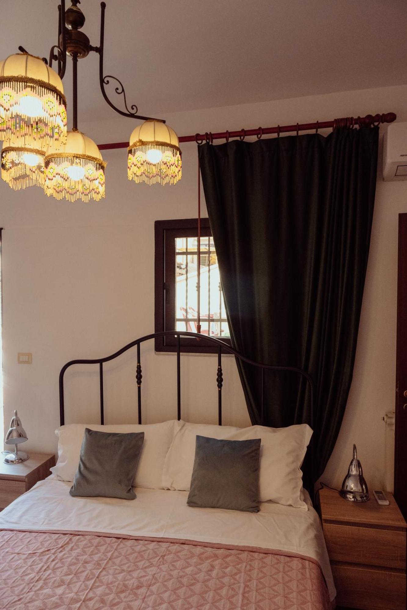 La Maison De คาตาเนีย ภายนอก รูปภาพ